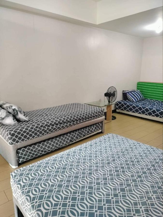 Cubao Manhattanheights Unit 7Ef Tower B, 1Br マニラ市 エクステリア 写真