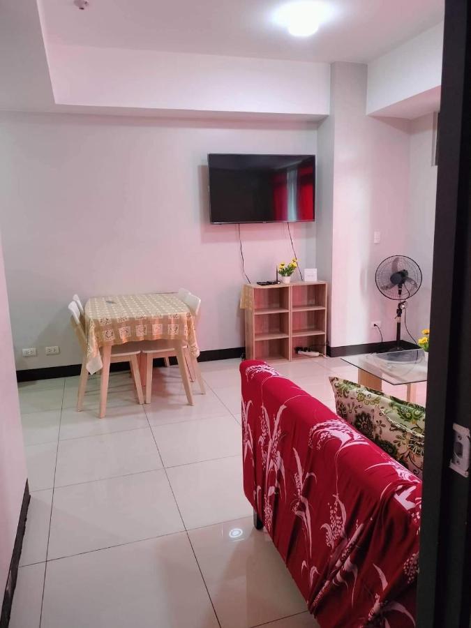 Cubao Manhattanheights Unit 7Ef Tower B, 1Br マニラ市 エクステリア 写真