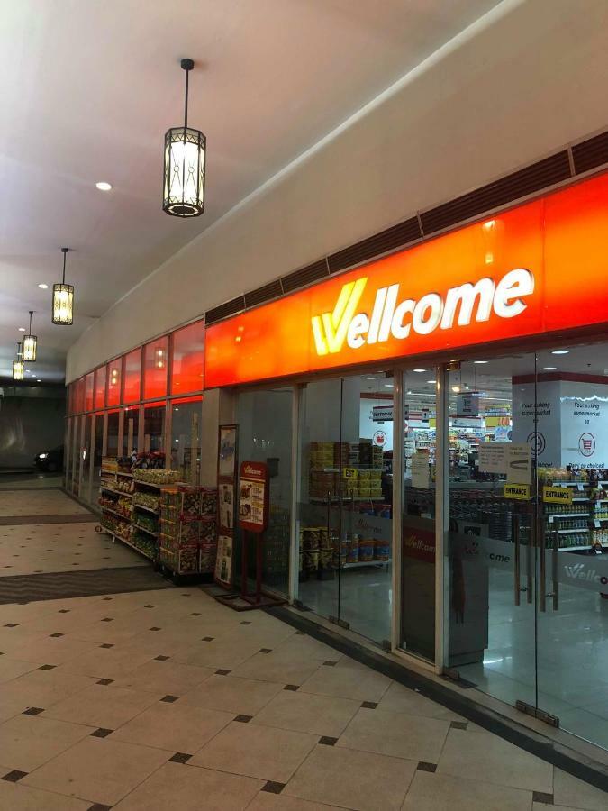 Cubao Manhattanheights Unit 7Ef Tower B, 1Br マニラ市 エクステリア 写真