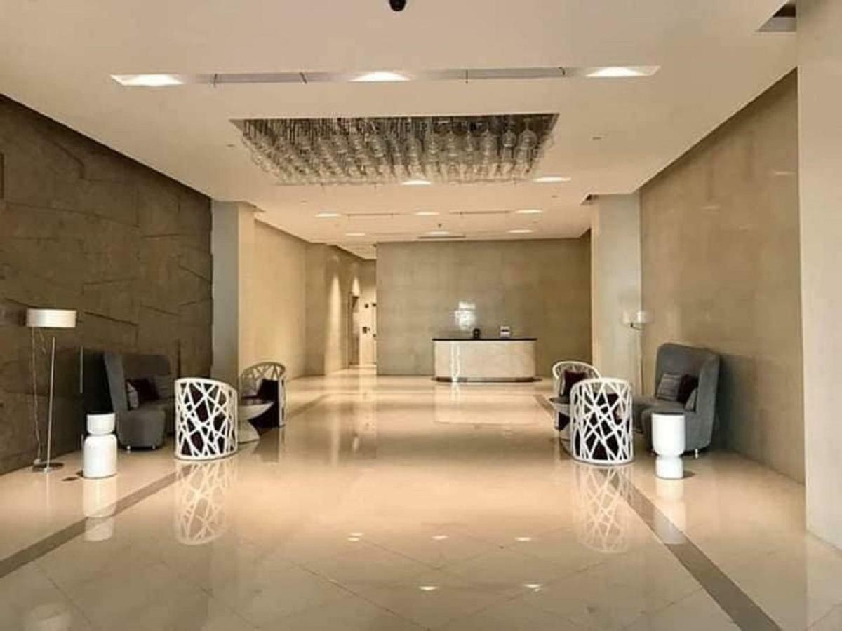 Cubao Manhattanheights Unit 7Ef Tower B, 1Br マニラ市 エクステリア 写真